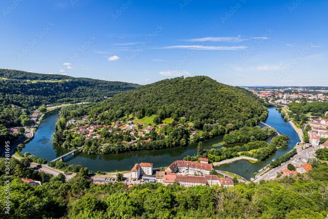 Doubs, la boucle à Besançon