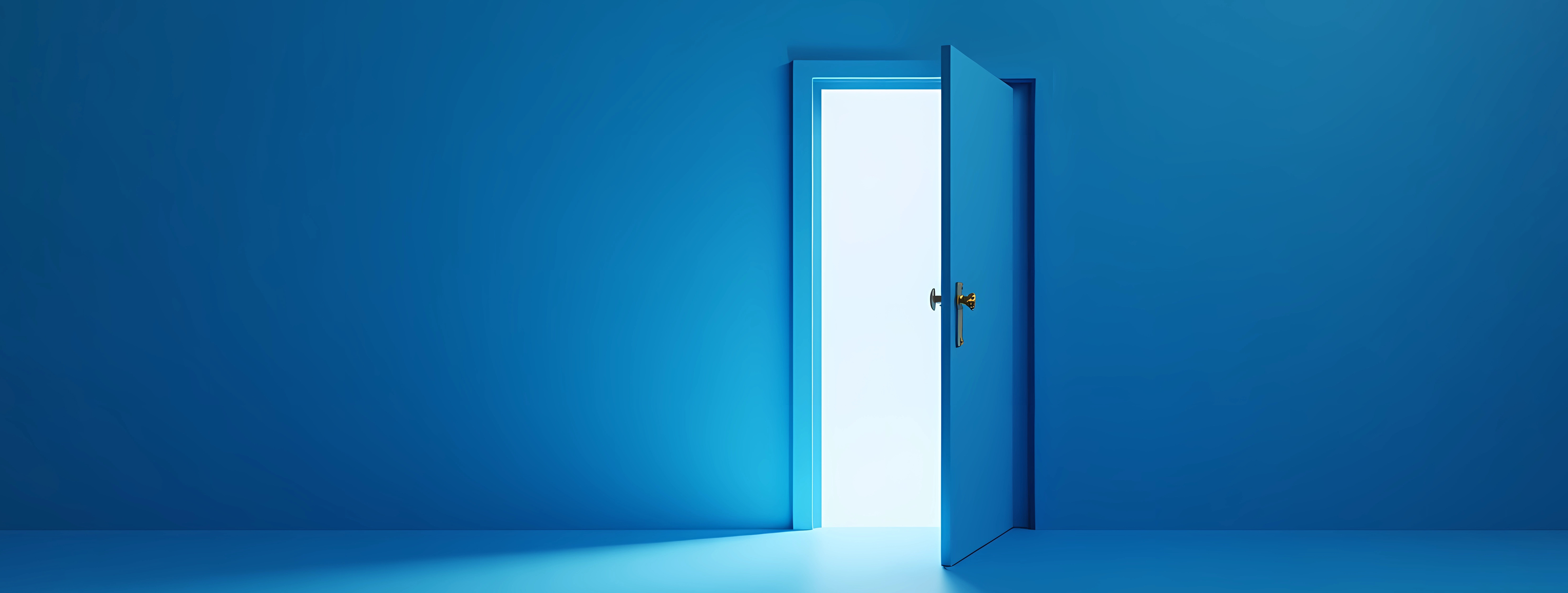 porte ouverte sur fond bleu