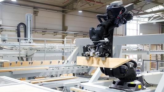 photo robot découpe bois